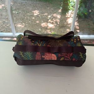 The Northface Base Camp Travel Canister small